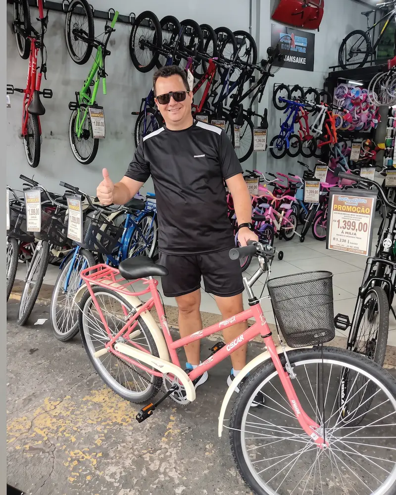 Cliente satisfeito na Bike Center Magé